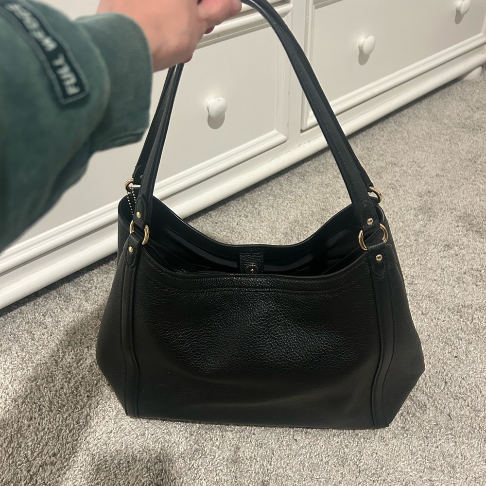 Coach Black Leather Women's Bag - Picture 3 of 5